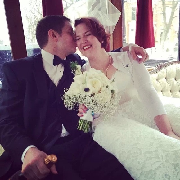 Meet your Posher, Caitlin - Picture 1 of 1